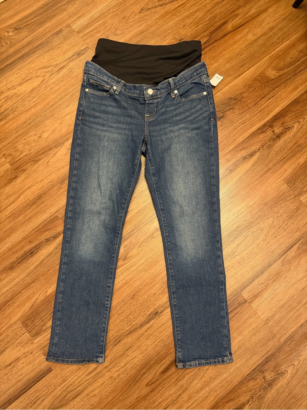 NWT. GAP Dark Blue Straight-Leg Maternity Jeans with Black Overband. Size 30/10
